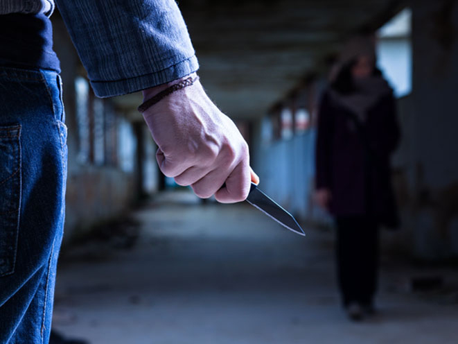 self-defense, self defense, situational awareness, self-defense tips, self defense tips, situational awareness tips, defensive tactics, self defense techniques, survival, crime, crime defense, hands-on defense