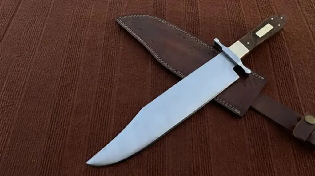 bowie knife