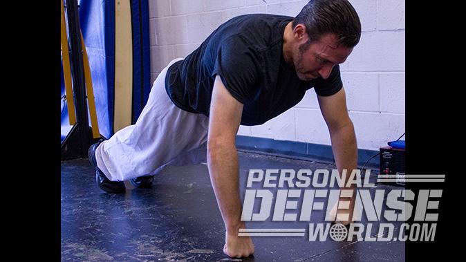 powerful punch knuckle push-ups