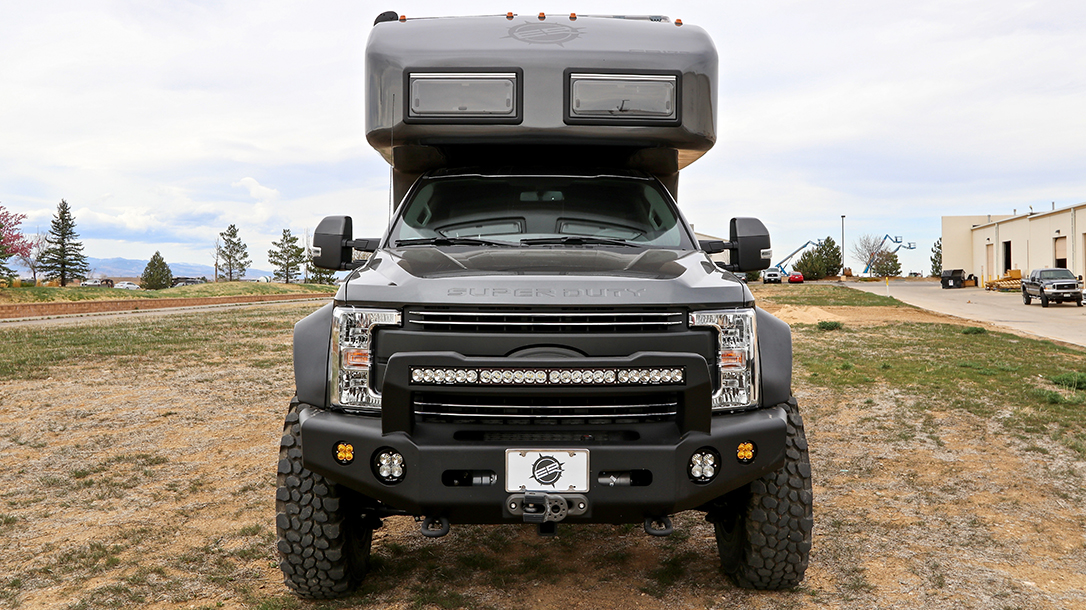 EarthRoamer XV-LTS RV front