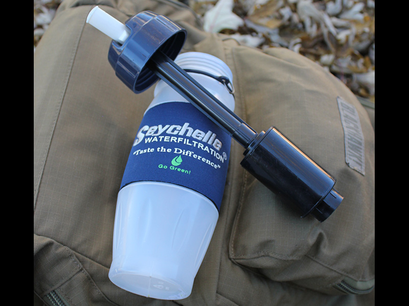 31 Vehicle Bug-Out Bag Seychelle