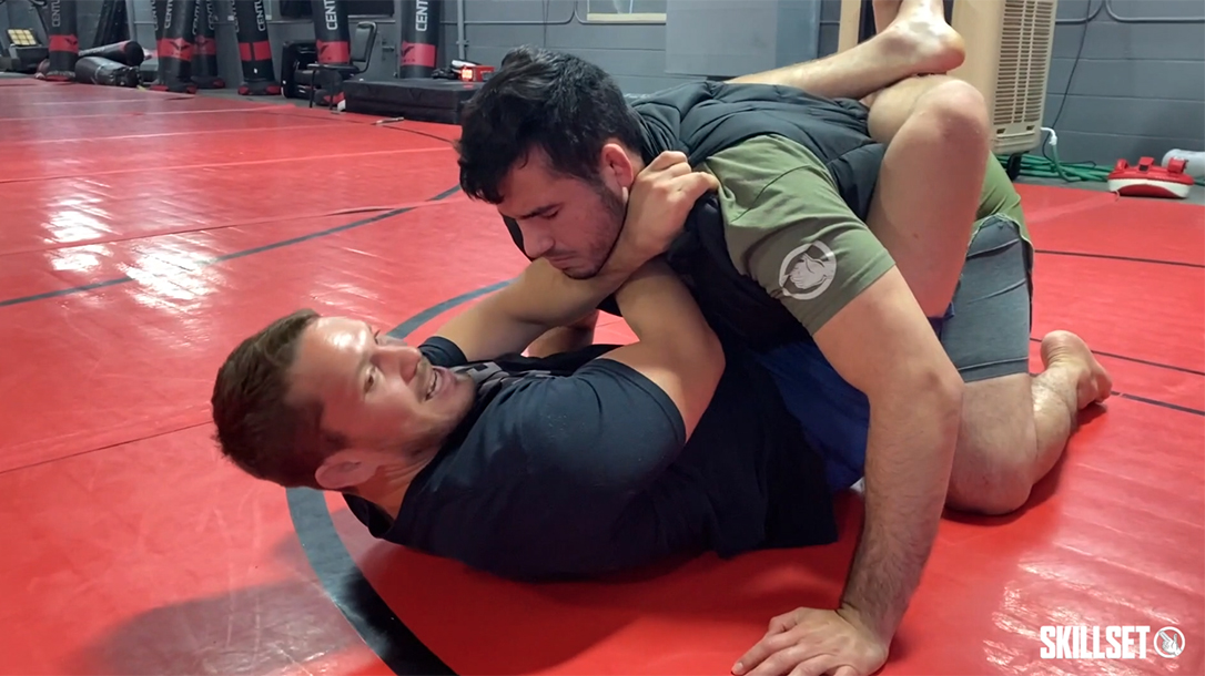 Cross Collar Choke Defense