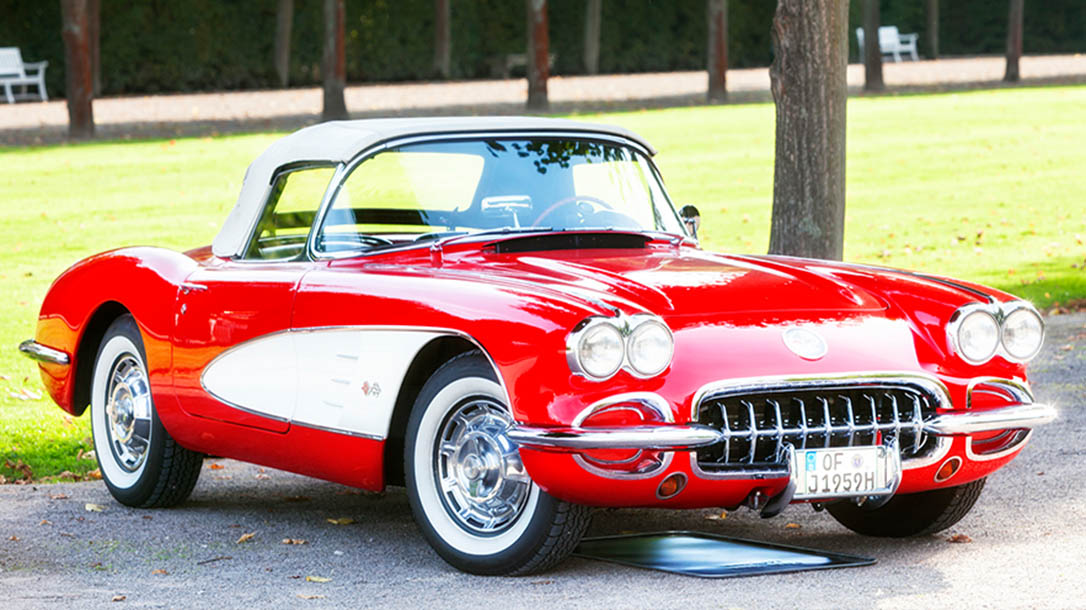 Is there any more iconic muscle car that a corvette stingray?