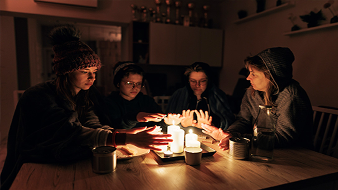 Staying warm doesn't have to be a challenge if you are prepared for an extreme weather power outage.