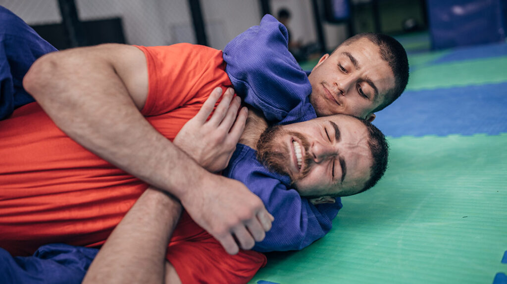Make it one of your New Year's Resolutions to learn how to tap someone out.
