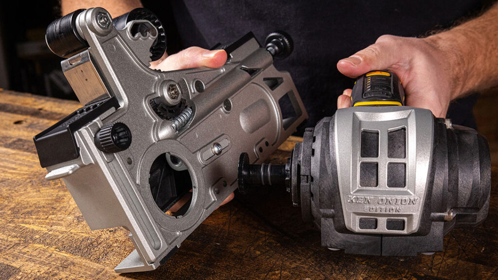 Attaching the Blade Grinding Attachment to the Work Sharp Ken Onion MK.2 is easy and doesn’t require any tools.