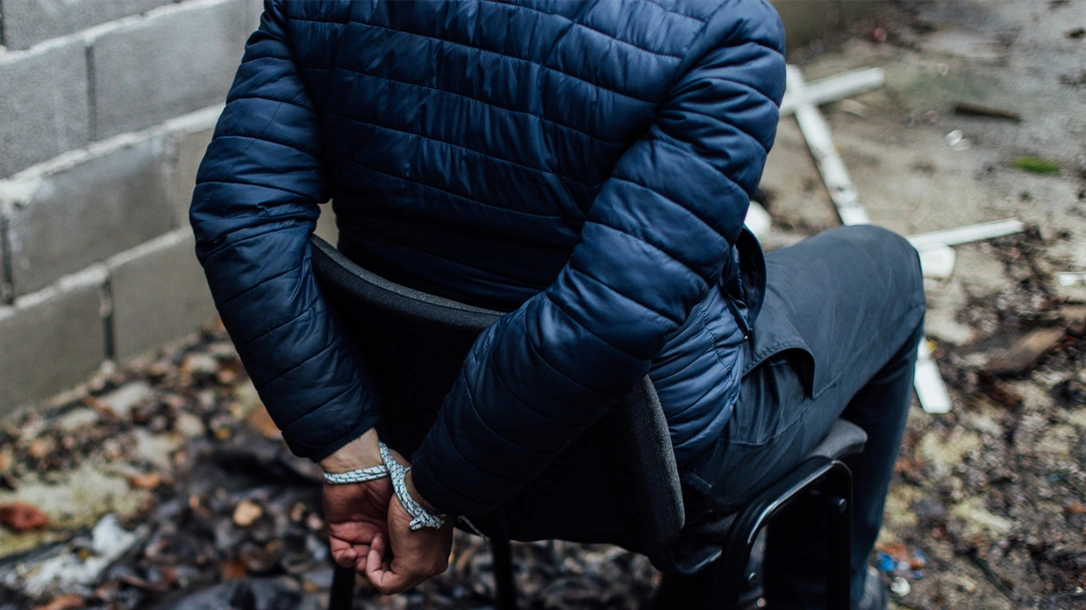 Escape your captors by carrying these cheap and and easy to conceal tools.
