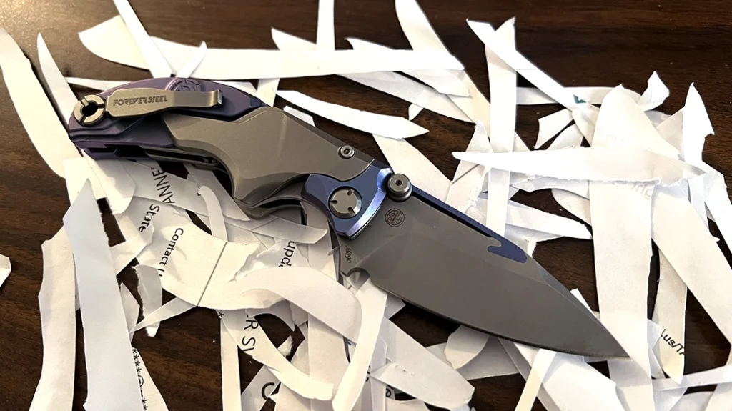 After all testing the Rike Knife Alkaid still cleanly cut paper.