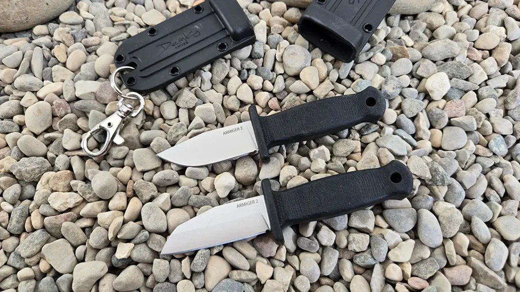 Demko Armiger 2 knives