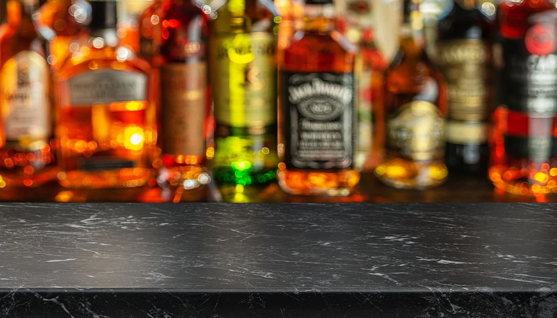 Cheaps drinkds for everyone at the bar is always a great thing.