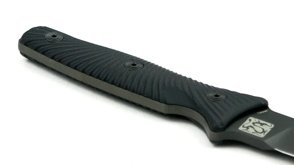 Typical of Spartan fixed-blade knives, the Spartan-Ronin Torii has a full tang—slightly exposed.