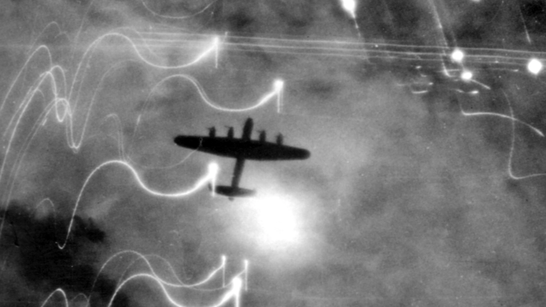 A World War II airman escape a fiery plane crash without a parachute.