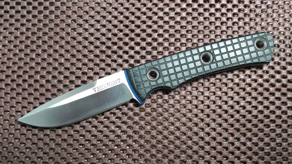 Pocket Carry Fixed Blades: Vehement Knives Foreman.