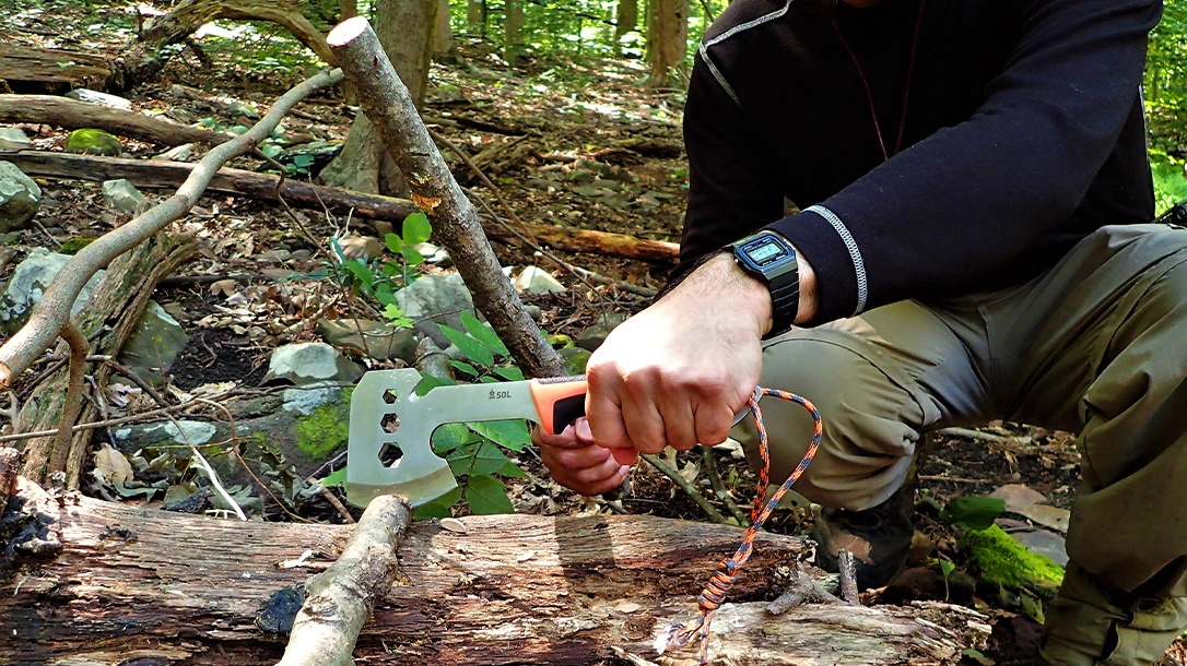 Using a baton was the best way to split wrist-thick pieces of wood. The weight of the baton helped supplement the lack of splitting weight from the Stoke.
