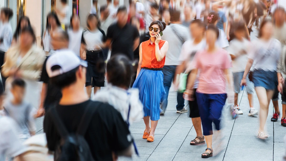 By honing your situational awareness skills, you can recognize unusual behaviors or events that may indicate danger.