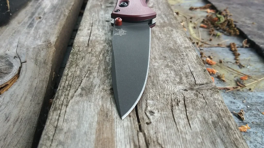 The S30V drop-point blade stretches 3.6 inches, giving the knife an overall opened length of 8.45 inches.