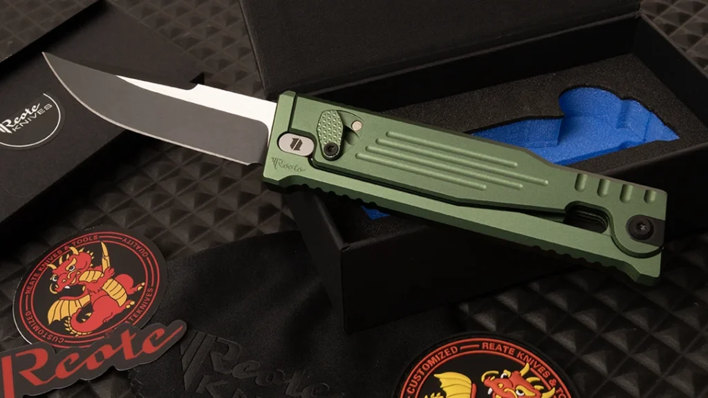 The beautifully designed packaging and extra SWAG included with the Blade HQ Reate EXO-M made unboxing it an unforgettable experience. Other knife manufacturers should follow Reate’s lead.