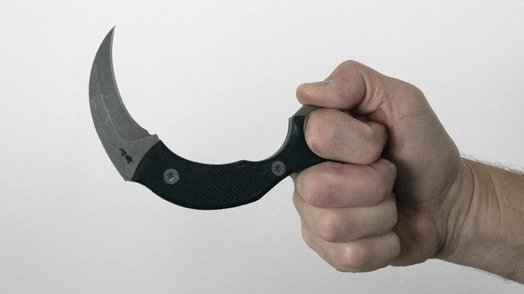 The extended grip offers much less blade stability, so cutting efficiency is very dependent upon the knife’s blade shape and other design details.
