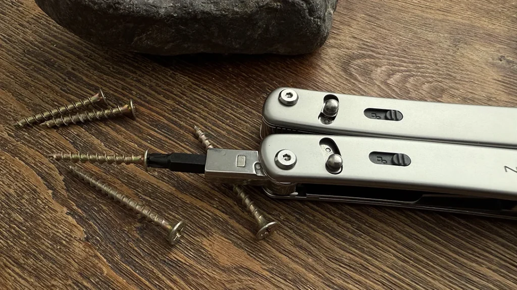 Its modular design allows users to customize their tool to suit their specific needs.