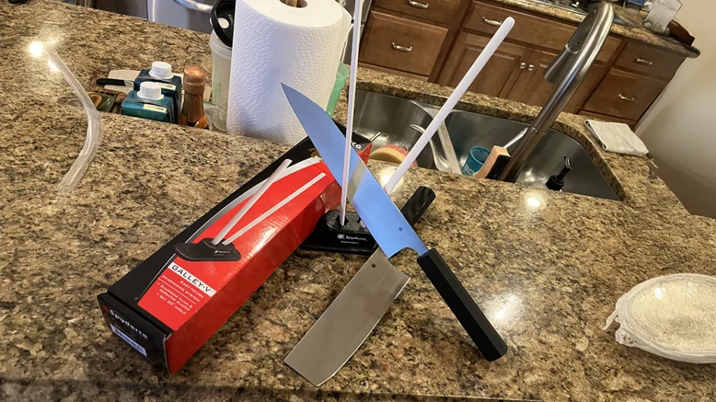 Spyderco Galley-V sharpener with Nakiri and Gyuto blades, the Galley-V sharpener ensures your Murray Carter Collection stays ready for the kitchen.