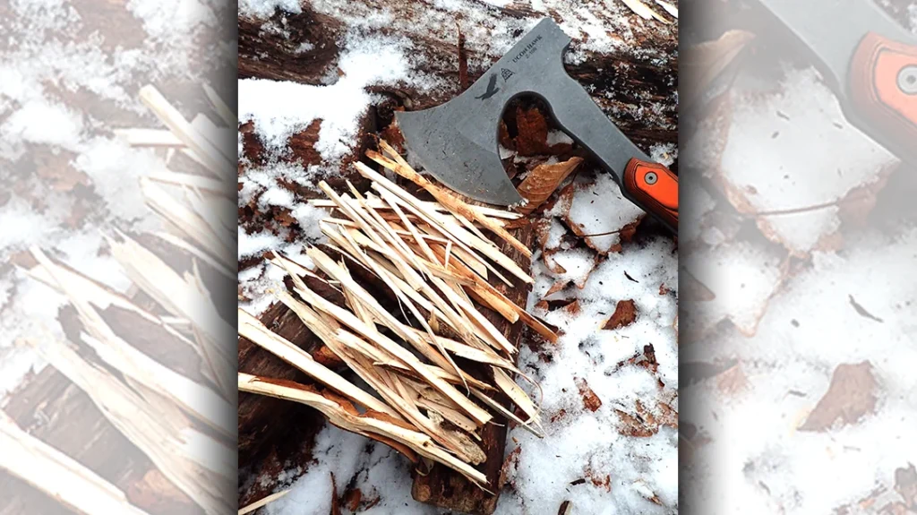 During winter, making small, dry sticks for kindling can be tedious. However, this necessary bushcrafting evil becomes more bearable with the TOPS Knives Ucon Hawk.