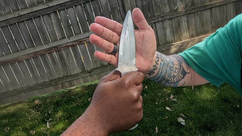 Many knives have double edges.