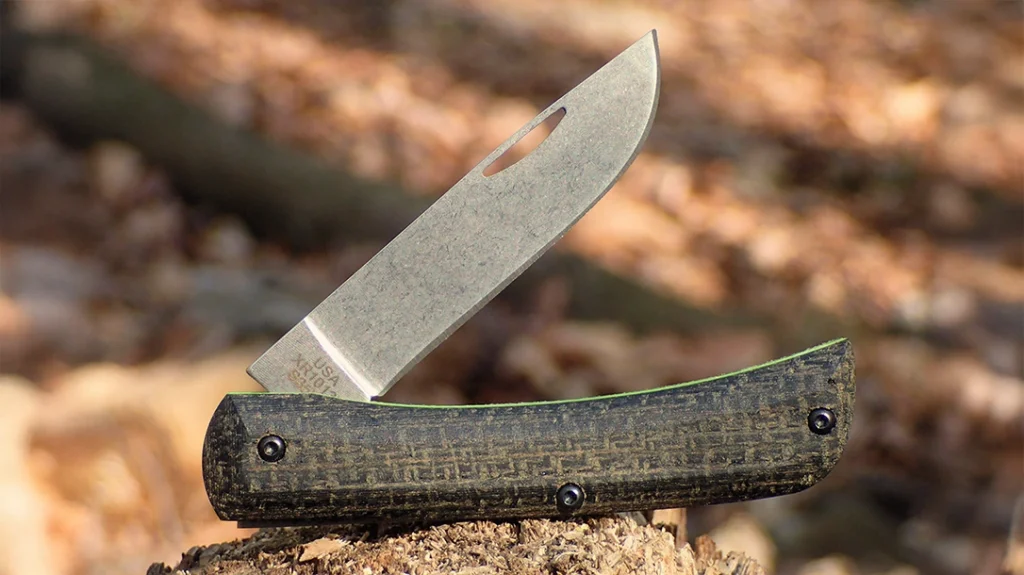 The author’s Sodbuster Jr. features a stonewashed S35VN stainless steel blade and a screwed-together build that ensures the knife's integrity and performance over time.