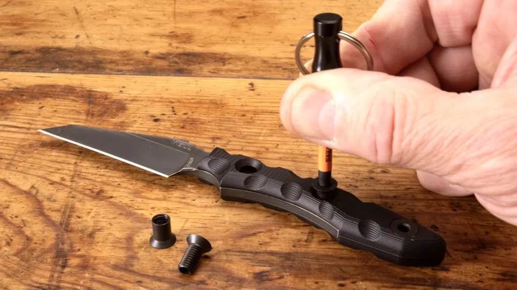 Changing scales on the T.Kell Knives WharnEDC is quick and easy, thanks to Kell’s proprietary “lashing screw” hardware.