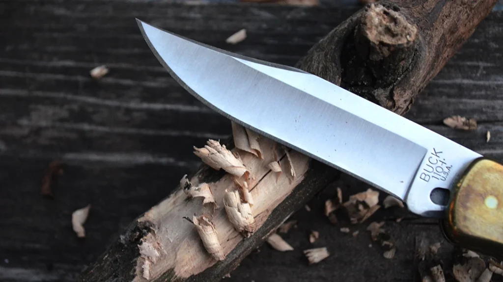 Automatic Knives Roundup: Buck 110 Auto performance.