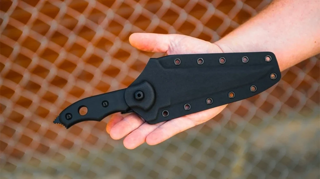 It comes complete with a solid, well-made Kydex sheath.
