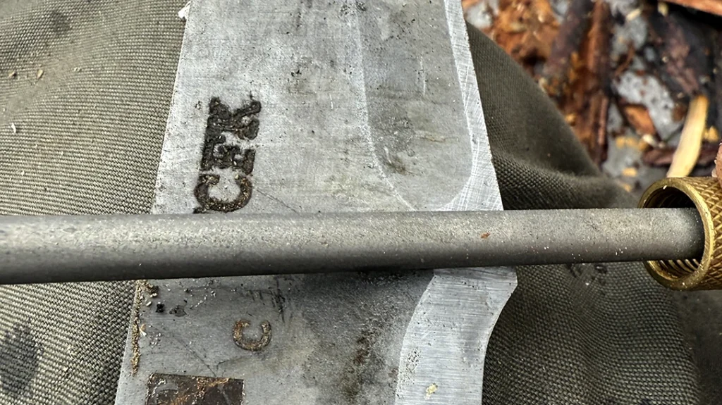 Though the blade looks like a sharpening nightmare, it’s actually extremely easy due to this consistent bevel.