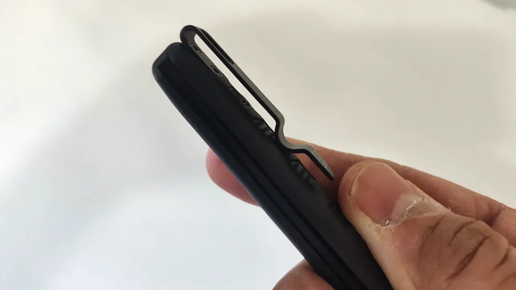 With a deep-carry pocket clip, you’ll keep this knife out of view from others.