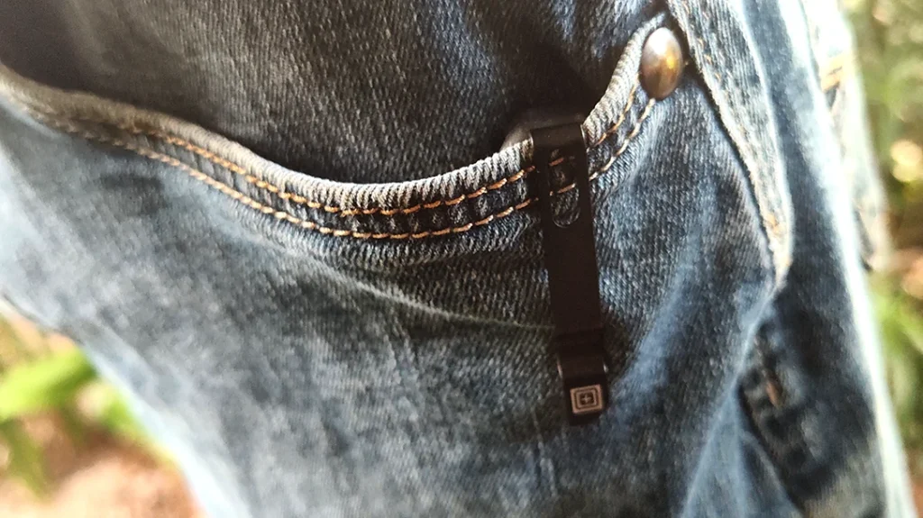 The 5.11 Tactical Flyte Elite SP tucks discreetly within a pants pocket and is virtually invisible to others around you.