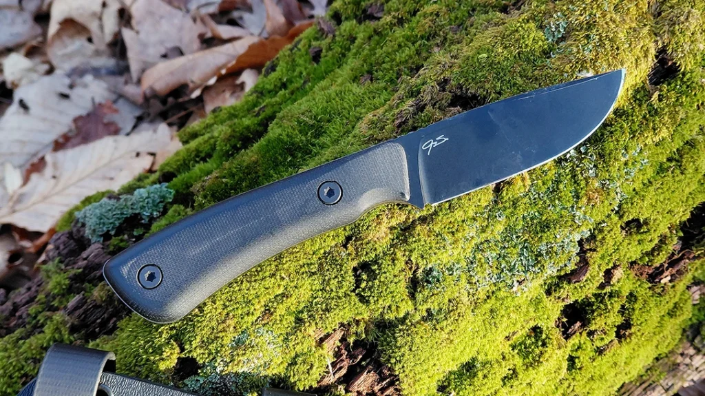 The Big i Design JS “Deano” Fixed Blade brings Mak Kelsay’s Chattanooga design into a compact, hard‑driving tool.