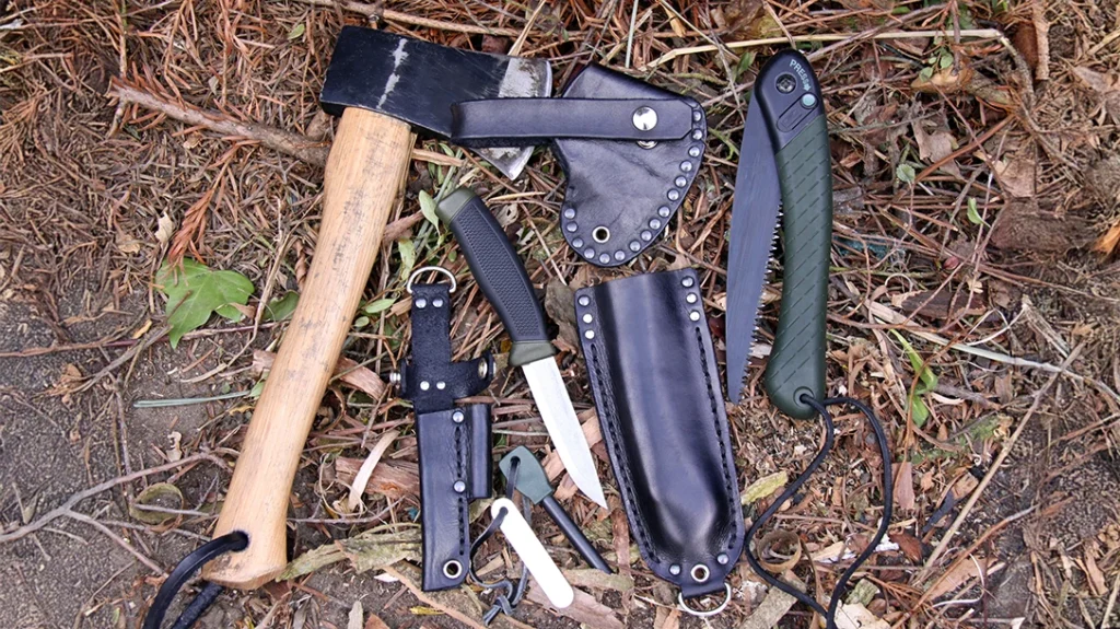 Carelessness, like tossing your knives and tools on the ground, can cause subtle damage to the blade and handle. Supporting Improper Knife Use article.