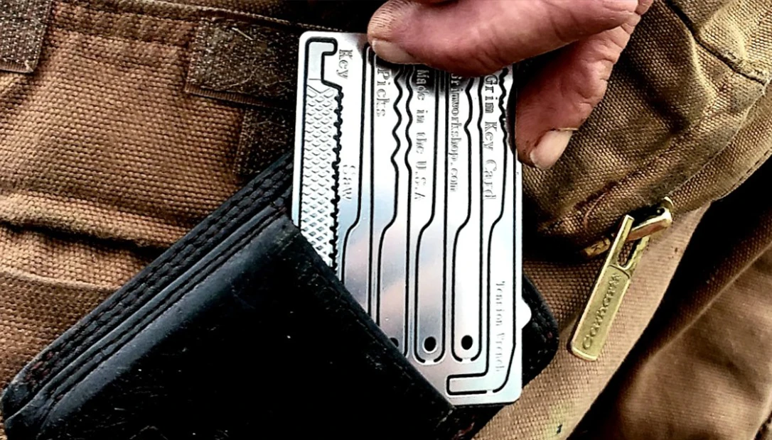 A slim set of lockpicks fits neatly in your wallet.