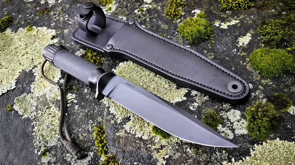 Derek Rausch Revenant MKII: A Hollow-Handle Done Right.