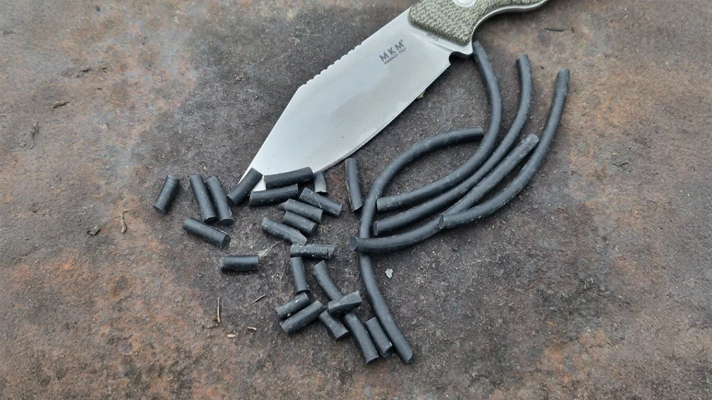 Rubber cordage posed no trouble at all.