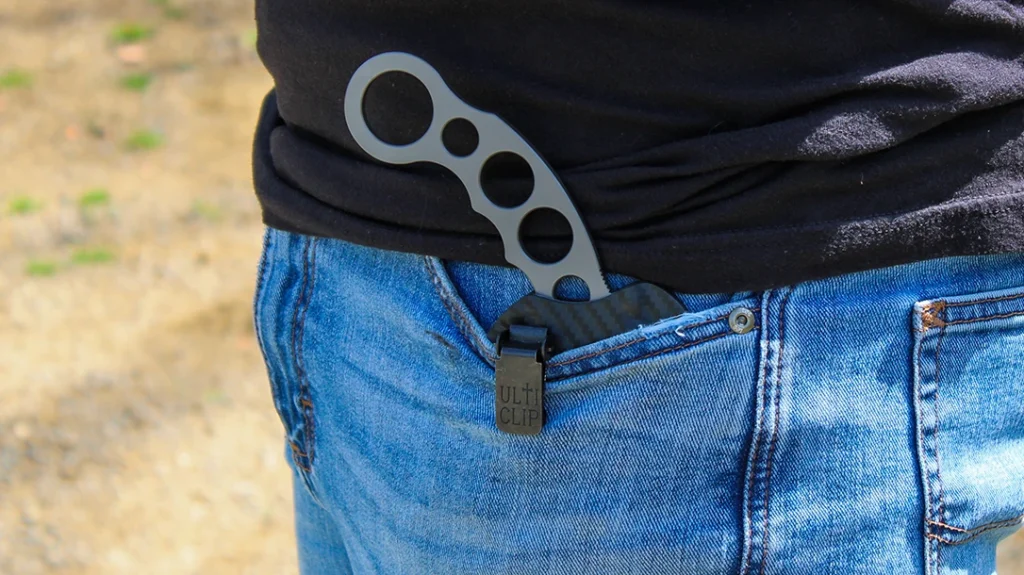 For fixed blades, the author really likes to pocket carry them, or at the very least, carry them on my waistband.