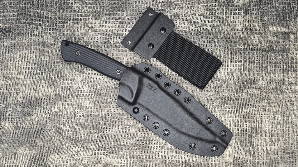 The Work Tuff Gear Steadfast comes with a Kydex sheath and a belt loop that can be attached with included hardware.