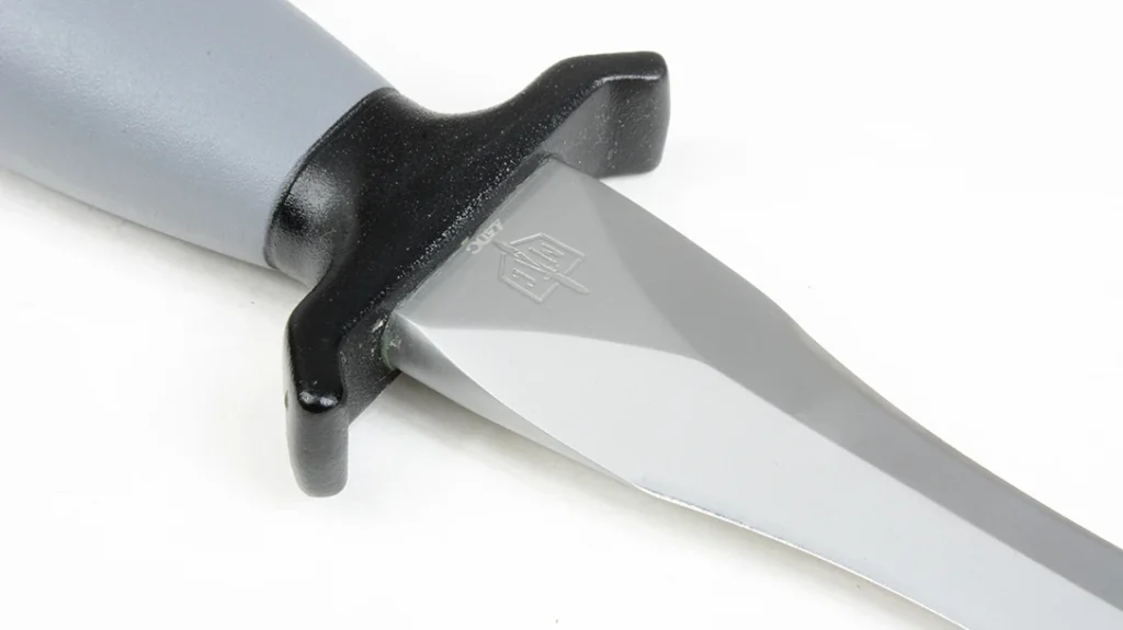 Closeup of the hilt on the MAC MkII.