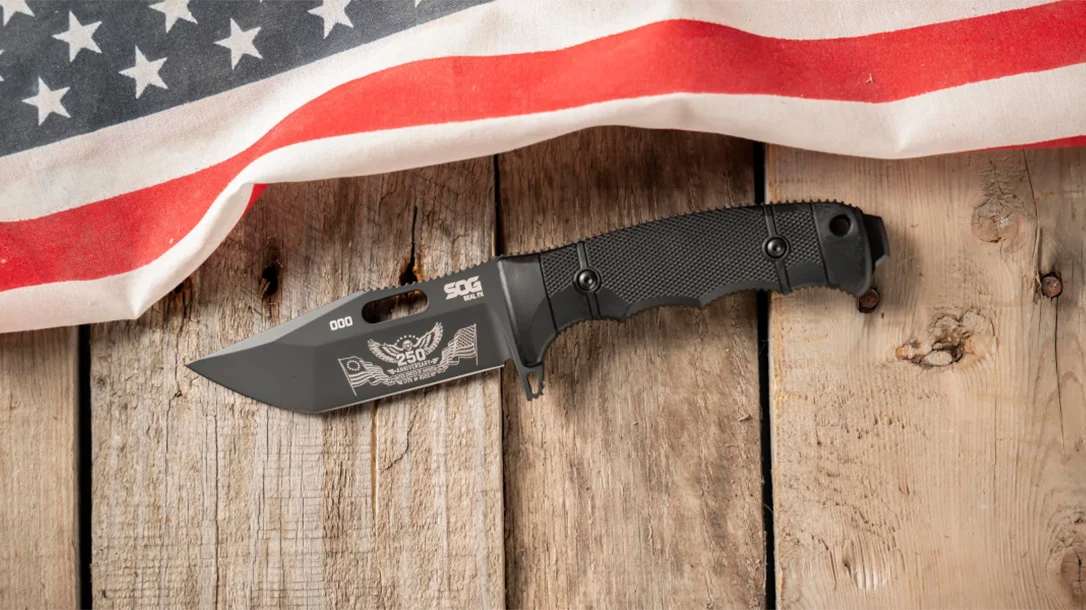 SOG SEAL FX Fixed-Blade: Celebrating America’s 250th.